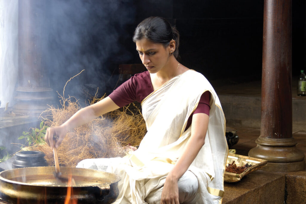 Ayurvedik Çakra Dhara Ruh Masajı